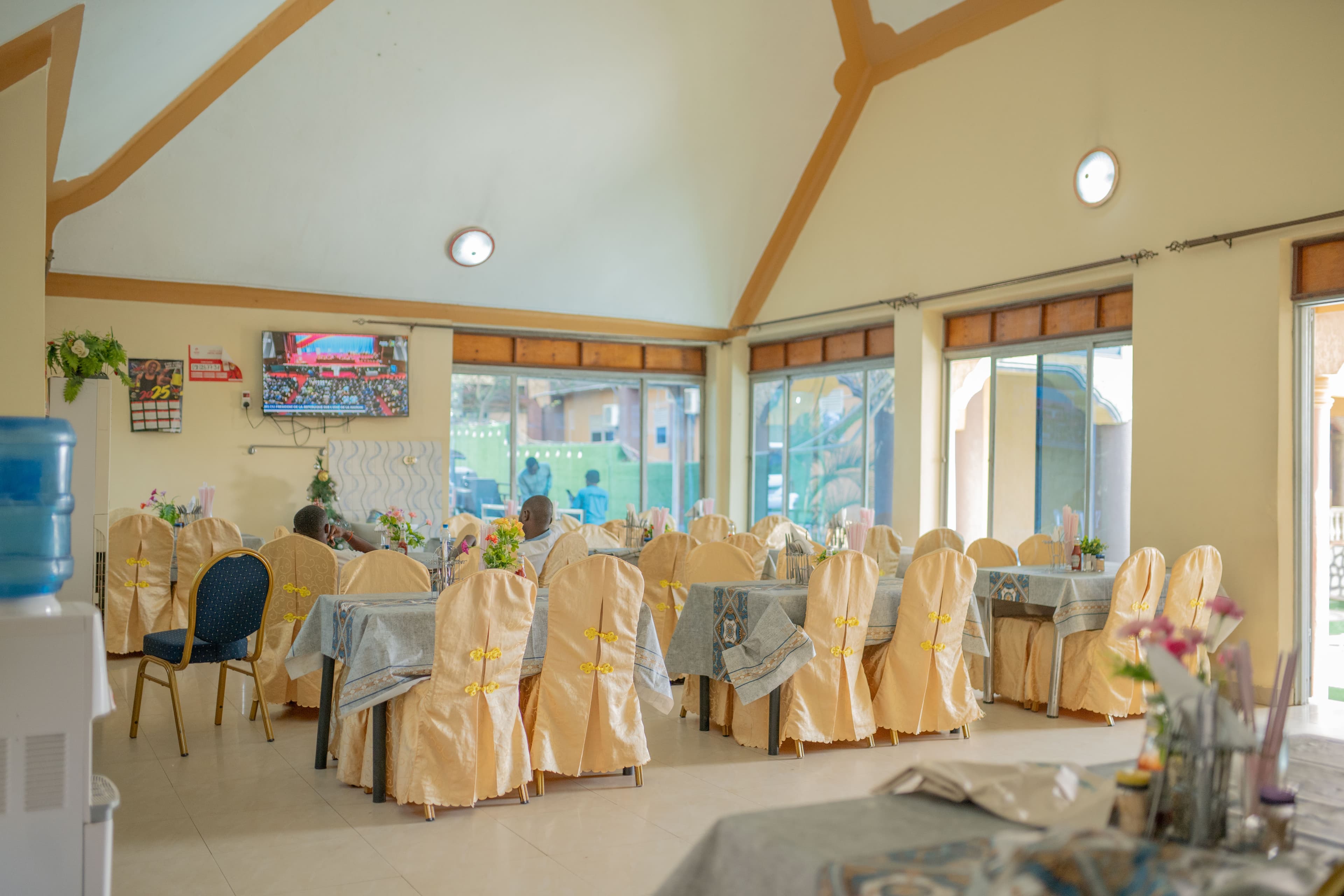 Notre restaurant-bar chic et moderne